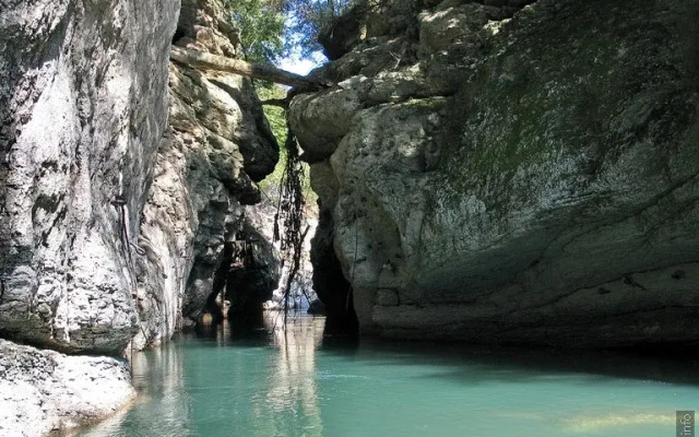 Отель Водопады Руфабго