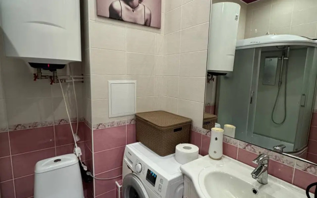 Odnokomnatnaya Kvartira Vozle Trts Aura Flat