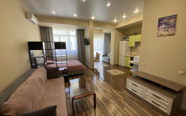 591 Na Krymskoy 89 Apartments