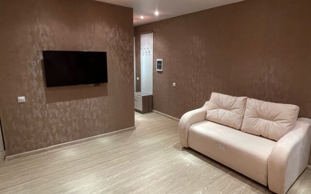 Apartment Zavenyagina 6