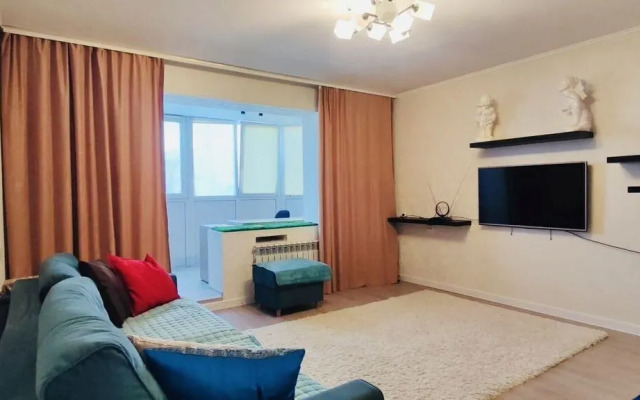 Na Ul. 2- Ya Poselkovaya 20 Flat