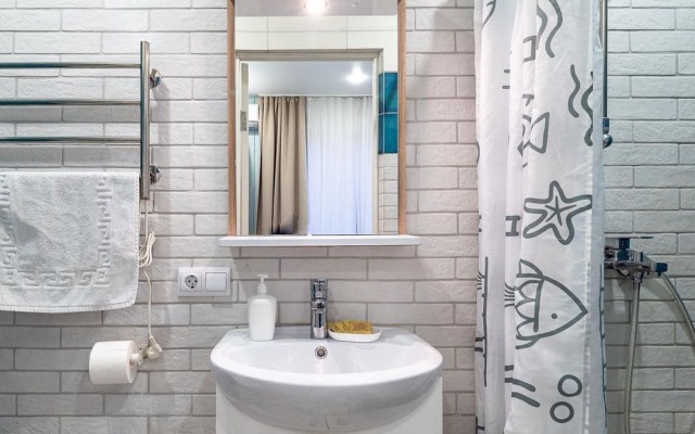 More Rooms na Marsovom Apartment