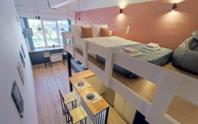 Like 914-1 Apartment