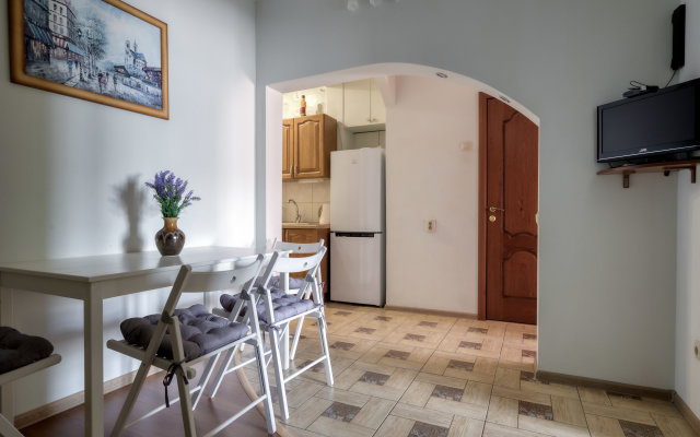 Provans Apartments