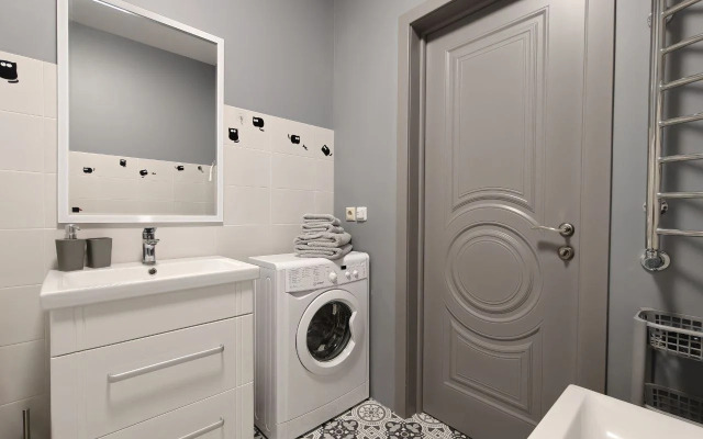 Oliviya U Morya Flat