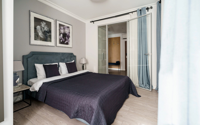 Roskoshnye Dvukhkomnatnye U Moskovskogo Vokzala Apartments