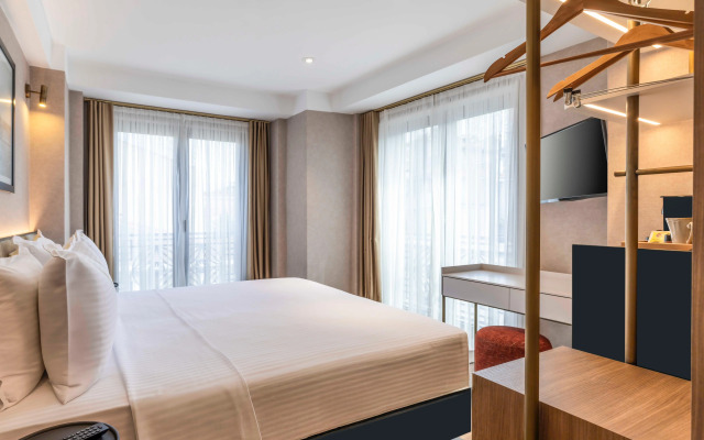 Emilion Hotel