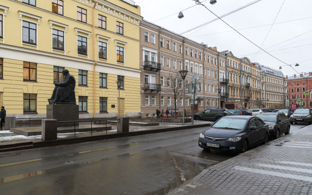 Апартаменты Рядом с Невским Проспектом