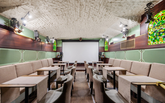 Меблированные комнаты Невский Берег 93