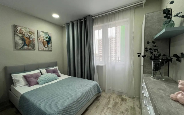 Shestimestnye Odnokomnatnye Lyuks Apartments