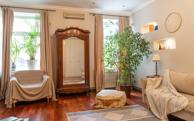 Апартаменты двухкомнатные в историческом центре Москвы