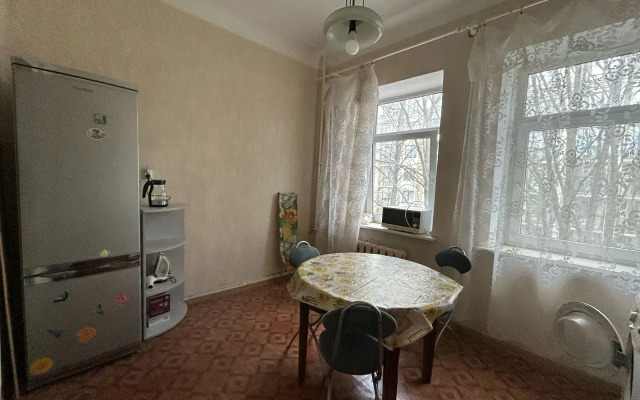 U Parka Pobedy Guest House