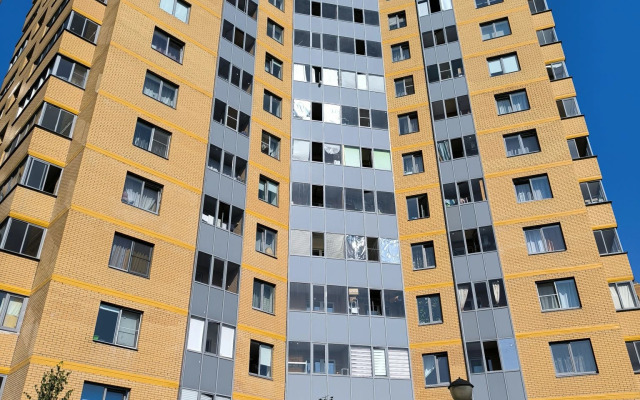 Prostornaya Studiya U Metro Devyatkino Apartament