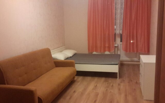 Апартаменты Двухкомнатная Квартира на Космонавте