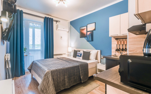 Chistyy podyezd Svezhiy remont ryadom aeroport Apartments