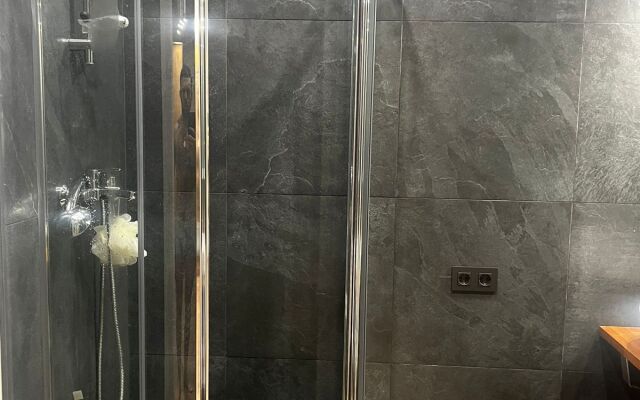 Апартаменты 1002 Верхнеторговая Площадь 4