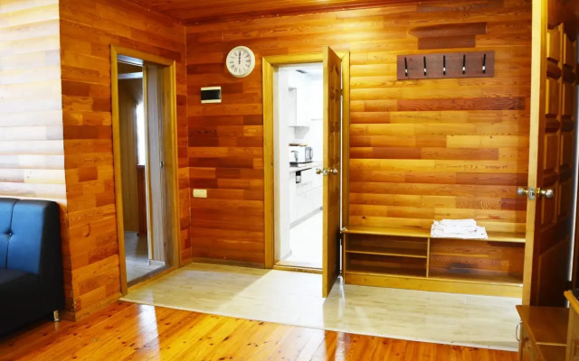 Гостевой дом База отдыха Аэропорт