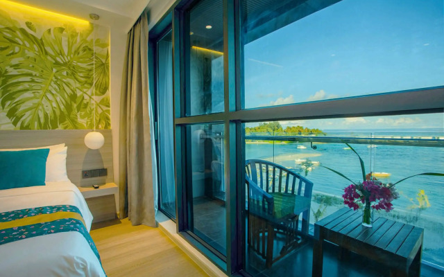 Beach Hotel Guraidhoo