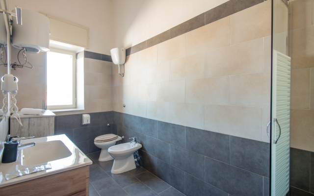 Naro Suites and Rooms