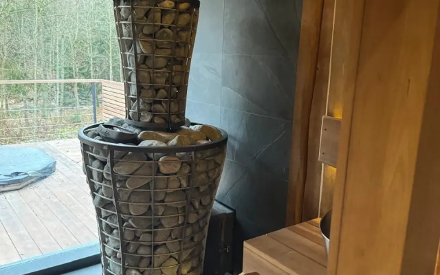 Отель Mistyland