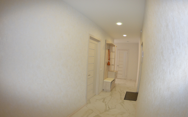 Апартаменты Двухкомнатная квартира на Мира 9В