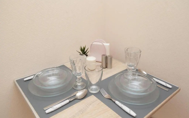 Studiya Na Vyborgskoy 9/1 Apartments
