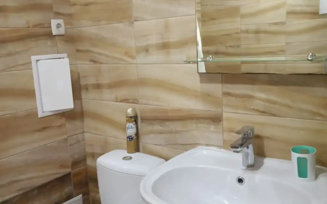 Uyutnaya Studiya Ryadom S Livadiyskim Dvortsom Flat
