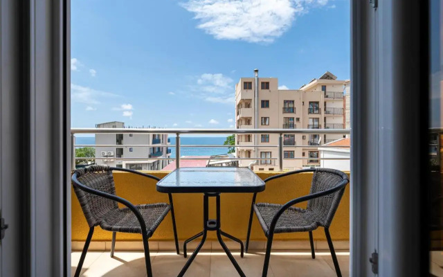 Saray Apartments