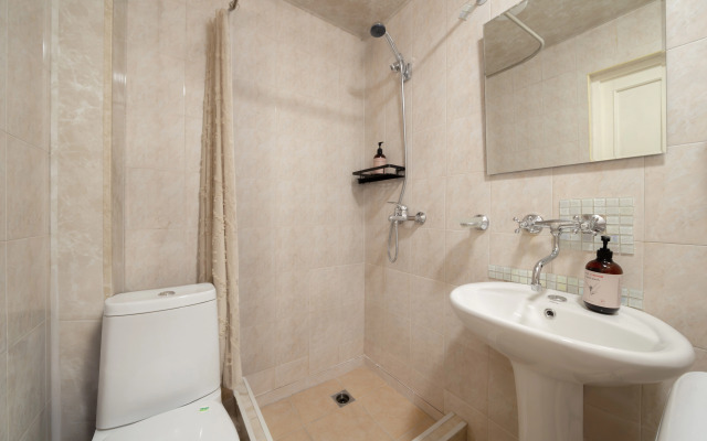 Prostornaya Kvartira s 1 Spalney Keygo 0177 Apartments