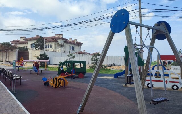 Studiya 33 Kv.M na Beregu Morya Belveder Flat