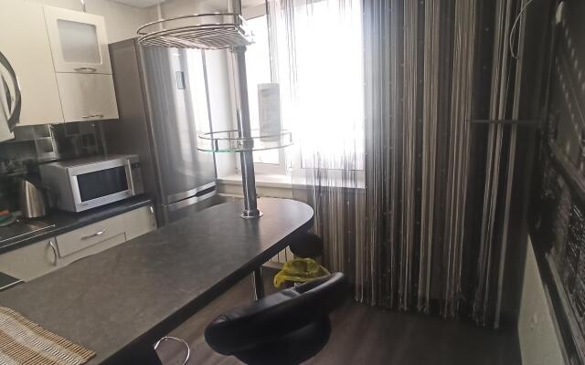 Квартира на Проспекте Шахтёров 82б