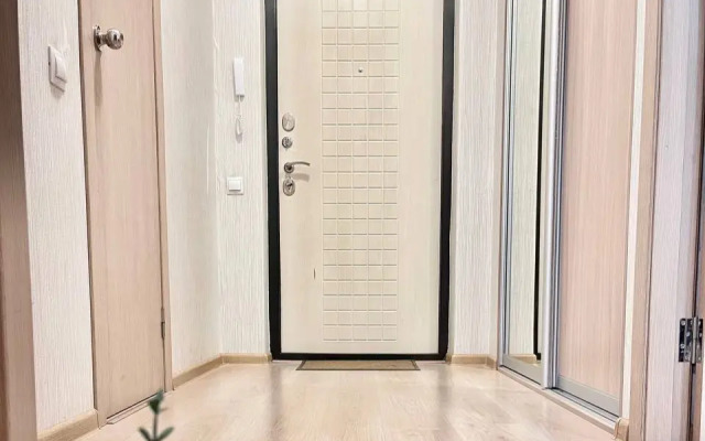 Апартаменты На Революции 52В