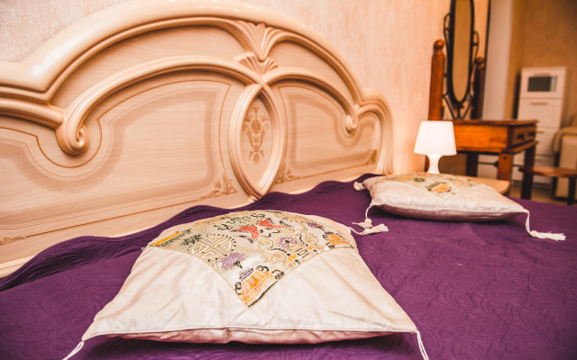 Na ploshchadi Lenina Apartment
