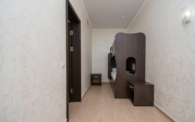 Grand Noy Hotel