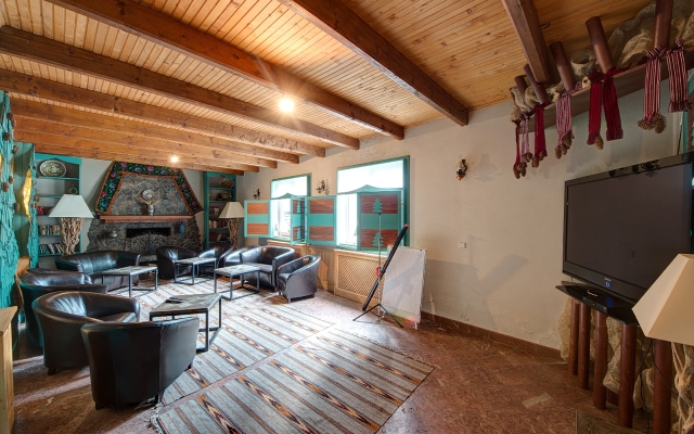 Lavanda Country Club Hotel