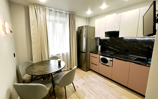 Flat S Petropavlovskimi Prudami