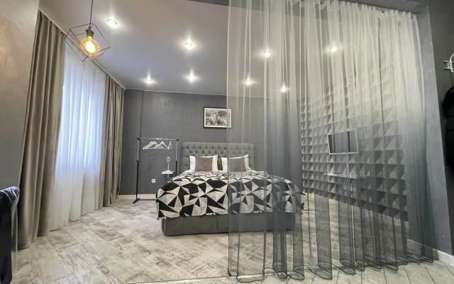Studiya Na Kulakova (HouseVip26) Flat