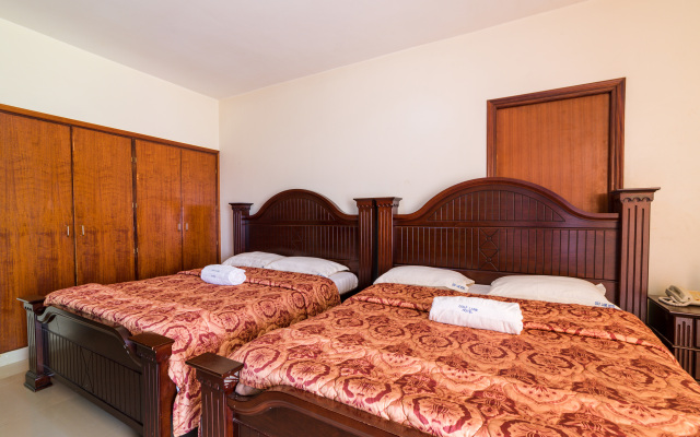 Aggrey  Hotel