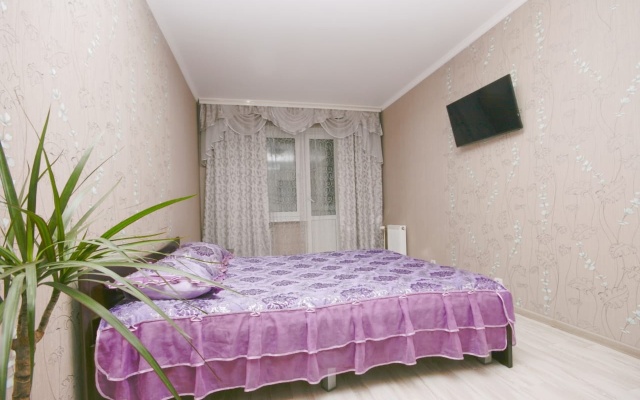 Na Sankt-Peterburgskoy Flat