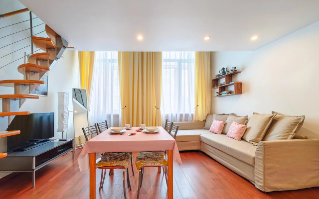 Apartamentyi Nevskij 18 Nikol I Mishel 1