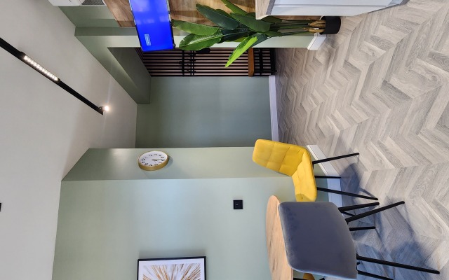 Primorskaya Flat