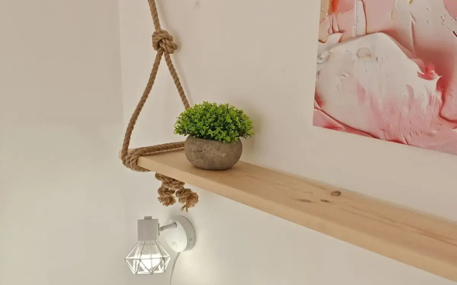 Studiya Po Tukhachevskogo 49/2-23 Flat