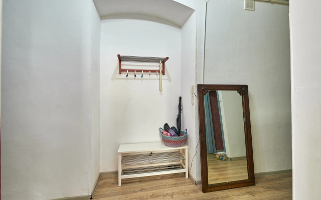 Prostornaya kvartira v tsentre u Tavricheskogo sada Flat