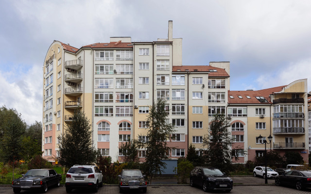 V Samom Tsentre Kurortnogo Zelenogradska Flat