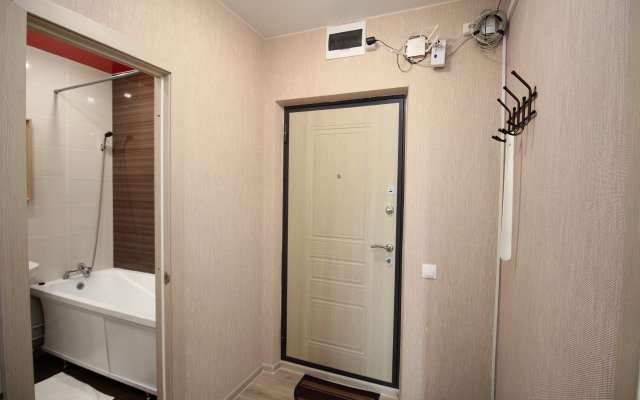 Uyutnaya studiya na Titova 255/2 Flat