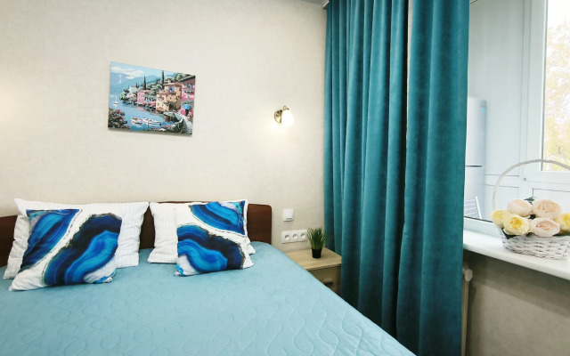 Dvukhkomnatnye Komfort V Rybnoy Derevne Apartments