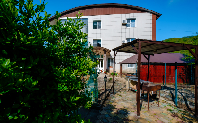 Elladen Guest House