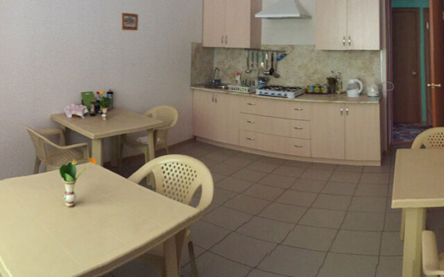 Edelveys Guest House