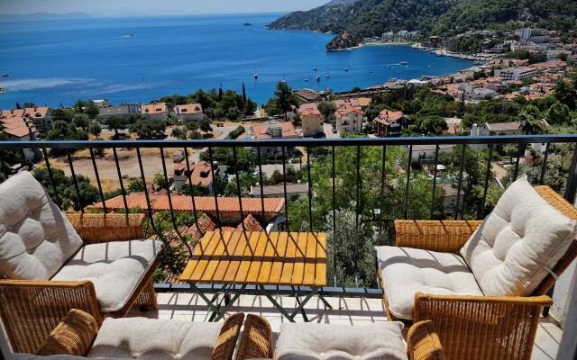 Serena Suites Flat