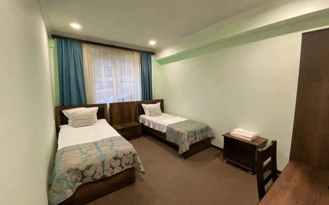 Mina Hotel